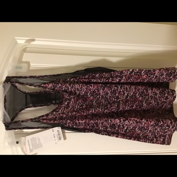 Lululemon Sunshine Salutation Tanks - Picture 6 of 7